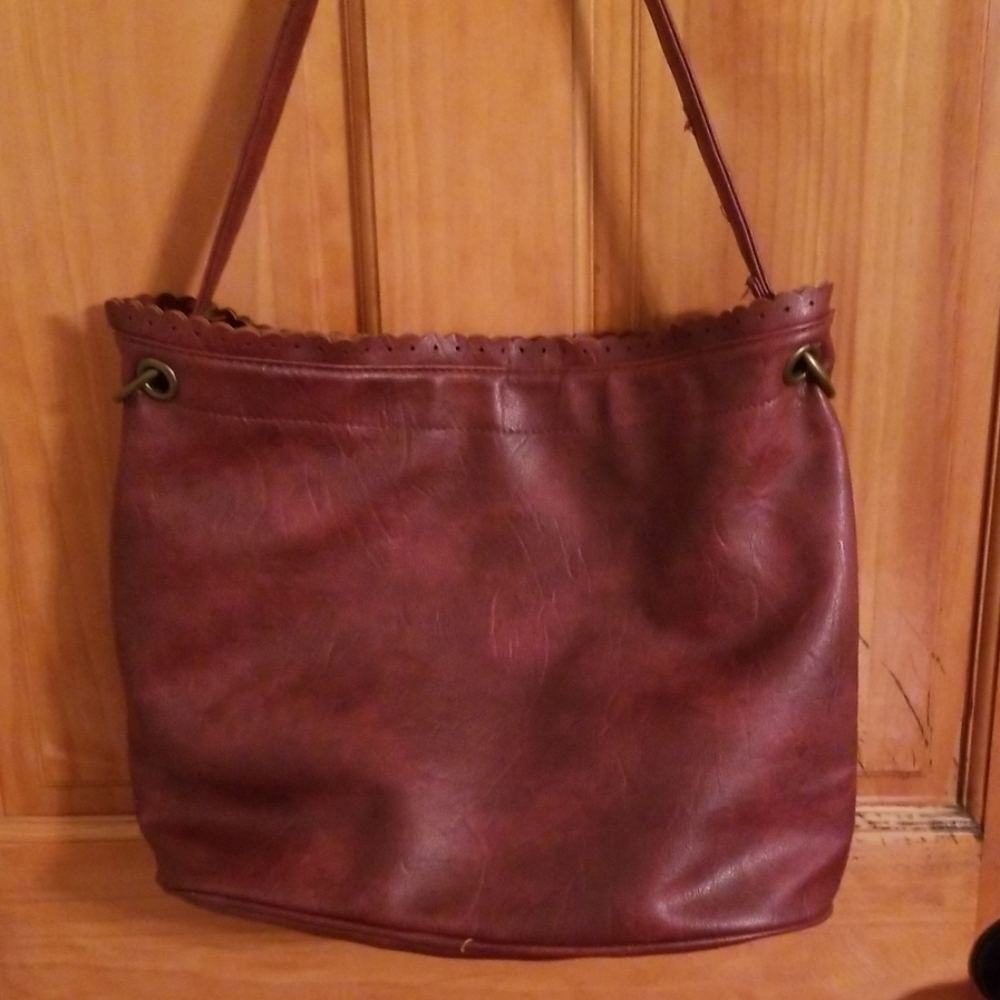 Purse - Picture 2 of 3
